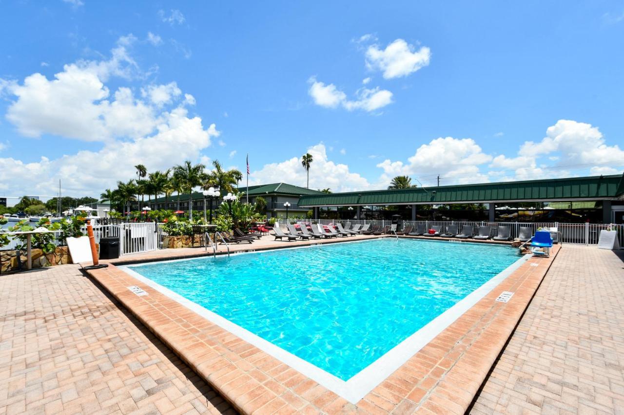 Remodeled, Huge Pool, Tiki Bar & Grill, Quiet Room 萨拉索塔 外观 照片