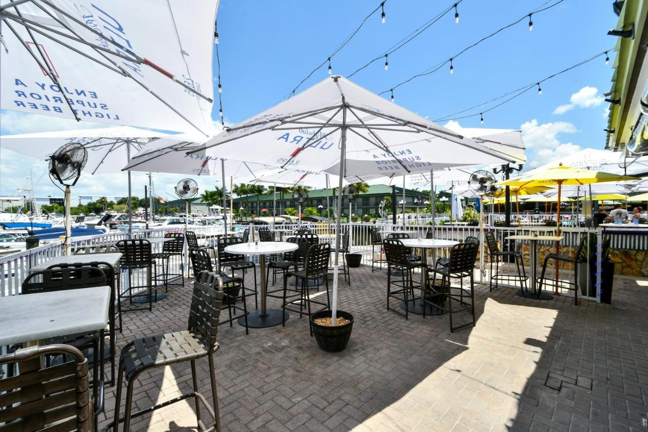 Remodeled, Huge Pool, Tiki Bar & Grill, Quiet Room 萨拉索塔 外观 照片